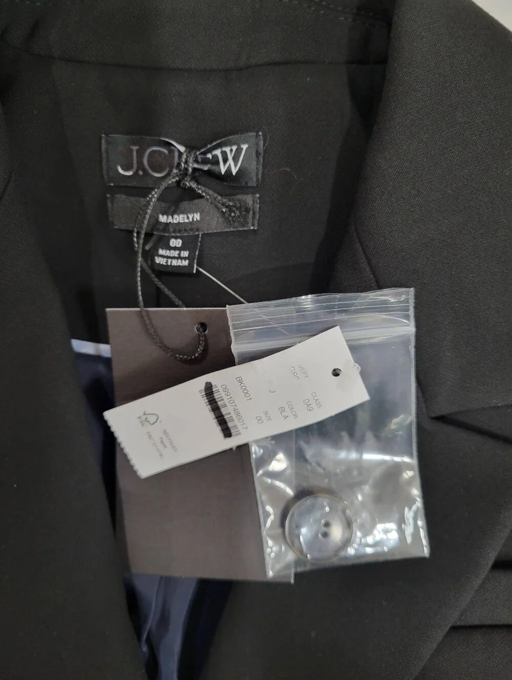 J Crew Madelyn blazer in four-season stretch CC289 Size 00 NWT Black